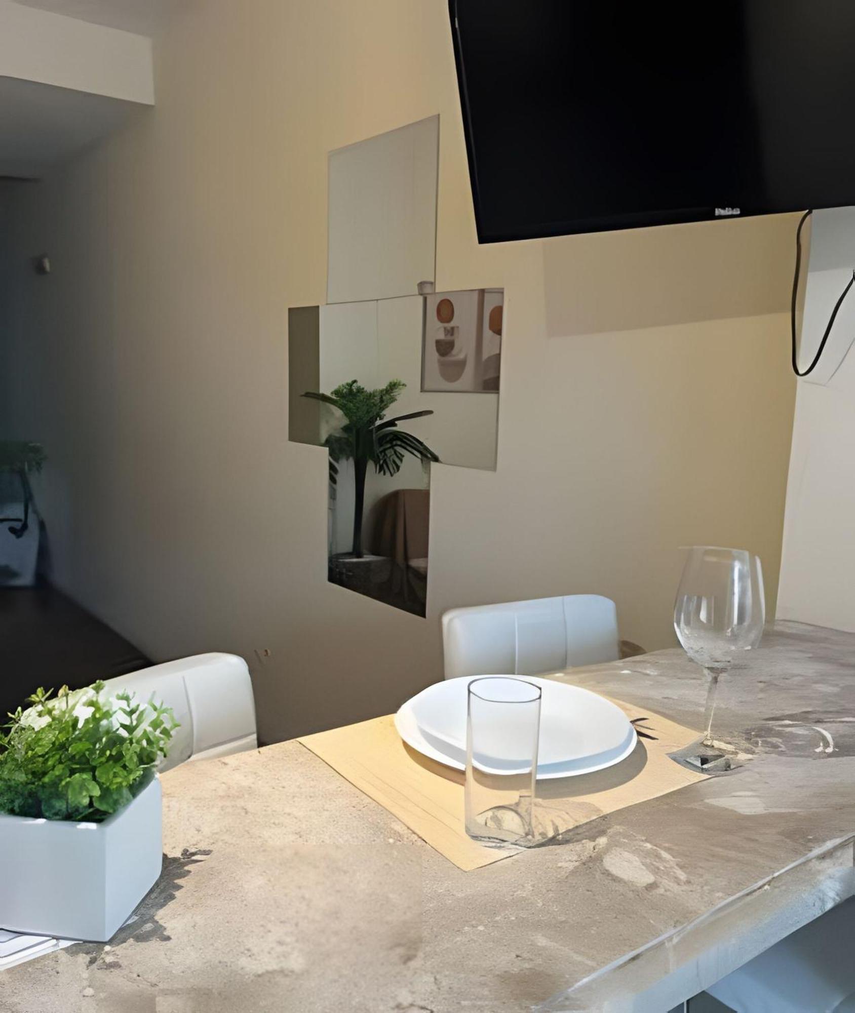 Apartamento Em Copacabana Com Vista Lateral Do Mar Río de Janeiro